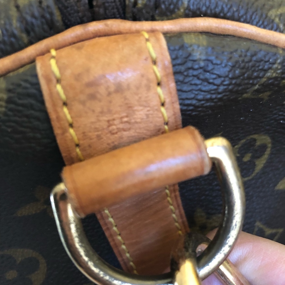 Authentic Louis Vuitton Keepall 55 Bandouliere - Picture 5 of 8